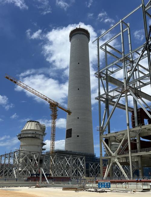 湖南火电建设 · 国能烟囱工程动态 毫米级筒壁施工刷新电力建设“湖南速度”